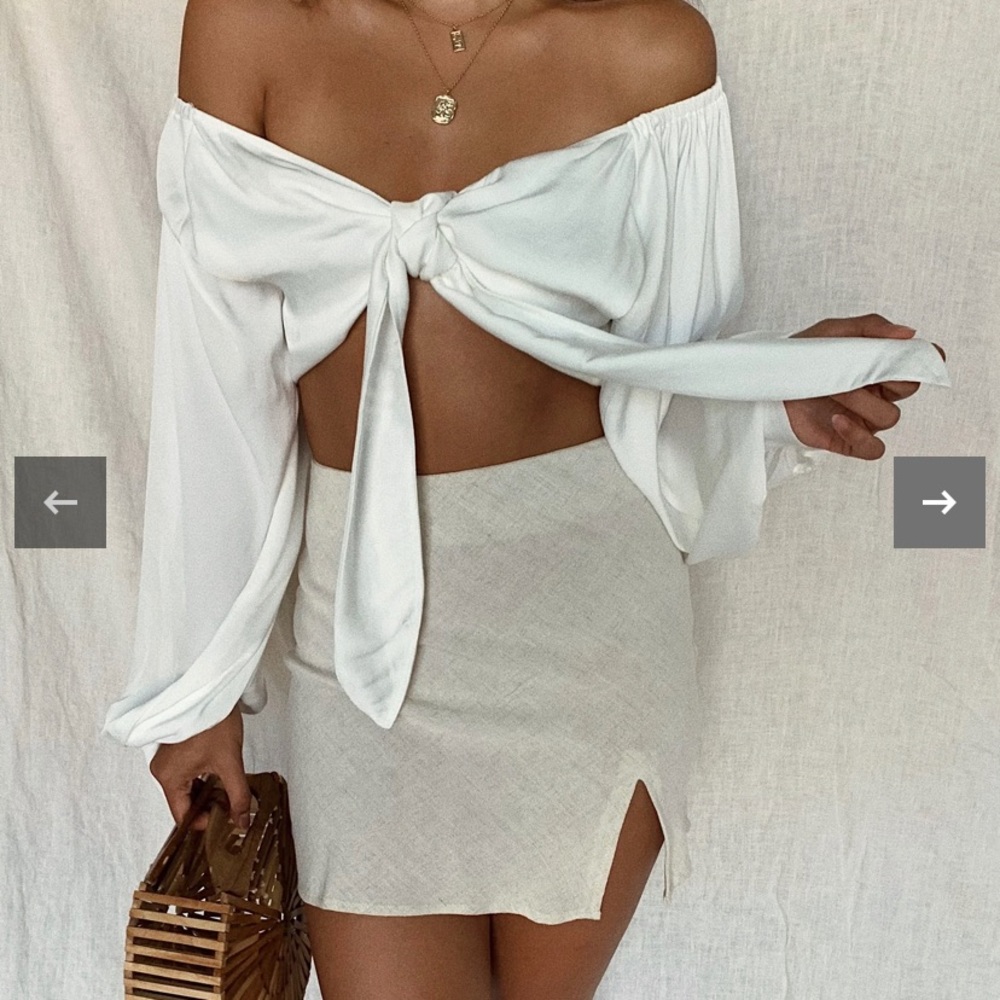 Linen Mini Skirt with slit
